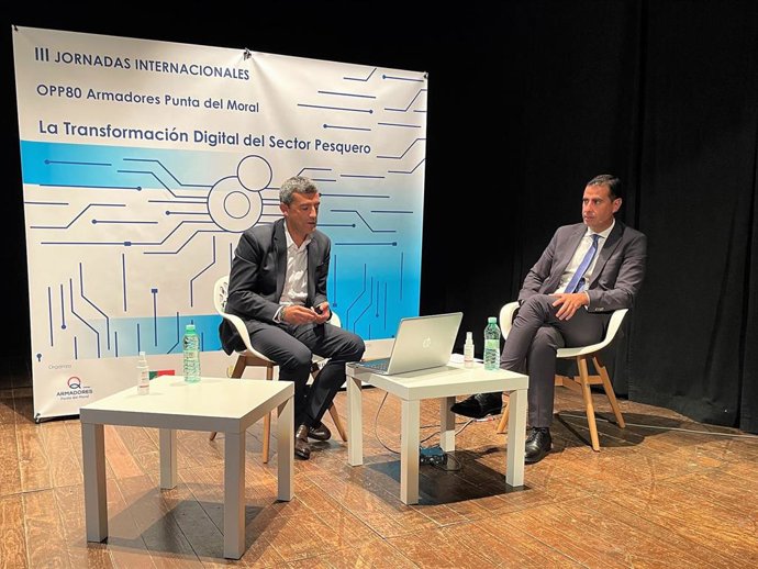 El gerente y presidente de la OPP Armadores Punta del Moral, en unas jornadas.