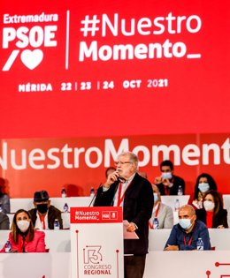 Juan Carlos Rodríguez Ibarra, en el Congreso Regional del PSOE de Extremadura.