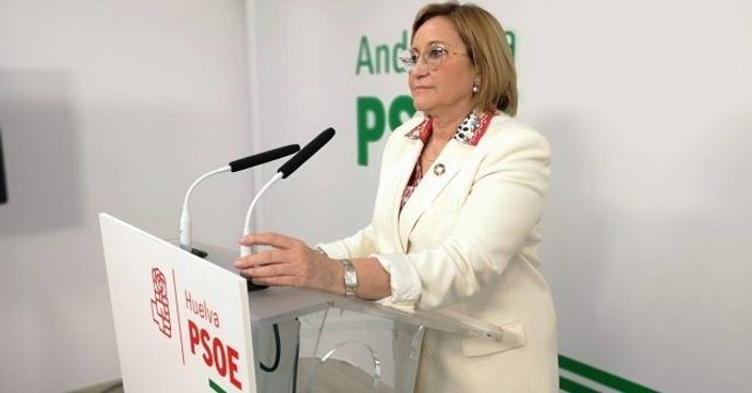 Archivo - María Luisa Faneca, en rueda de prensa en una foto de archivo.