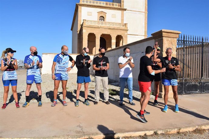 Los ultrafondistas Pepe Far e Iago Dosil.