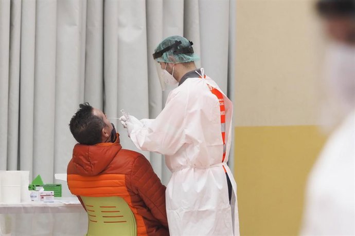 Archivo - Aragón notifica 39 nuevos casos y ningún fallecido en las últimas 24 horas.