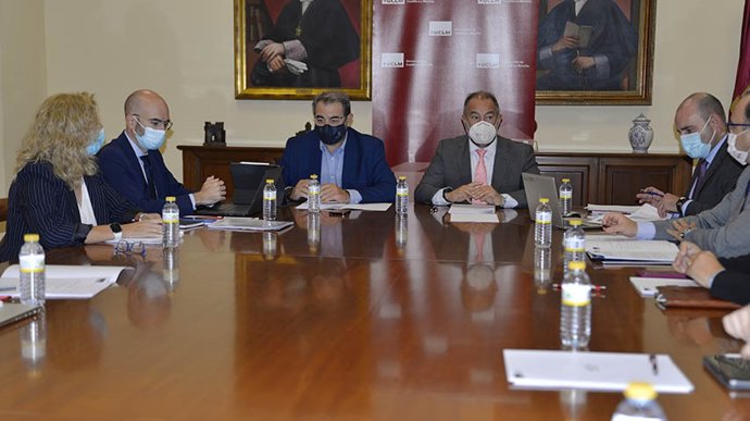Archivo - Constituida La Comisión De Seguimiento Del Convenio Entre La UCLM Y La Consejería De Sanidad.