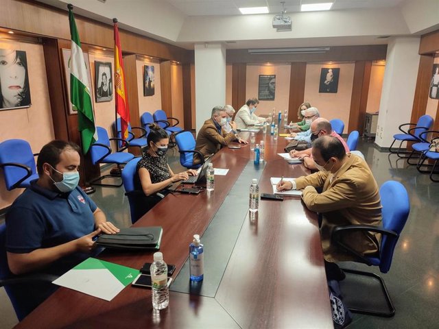 La Junta y directores de institutos valoran el buen inicio de curso en Jaén como un "éxito colectivo"