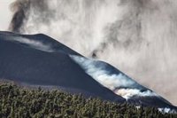 Involcan informa de una nueva colada en la zona sur del volcán de La Palma