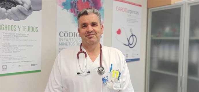 Archivo - El doctor Tato Vázquez Lima, presidente de la Sociedad Española de Medicina de Urgencias y Emergencias