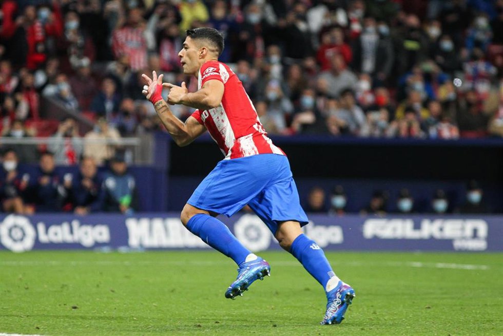 Luis Suarez of Atletico de Madrid celebrates a goal during La Liga football match played between Atletico de Madrid and Real Sociedad at Wanda Metropolitano stadium on October 24th, 2021 in Madrid, Spain.