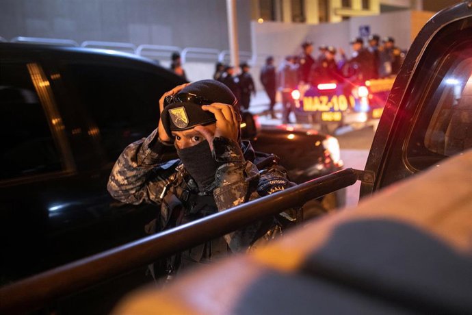 Archivo - Policía en Guatemala.
