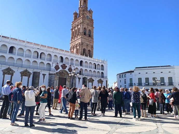 Manifestación a favor del tren convencional.