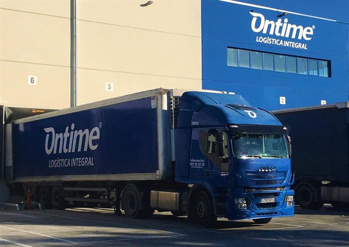 Camión de Ontime en una de sus instalaciones