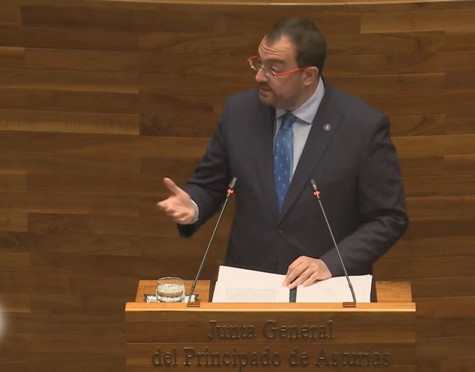 El presidente asturiano, Adrián Barbón