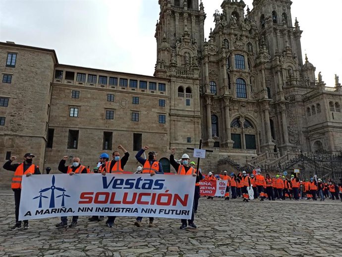 Protesta de los trabajadores de Vestas en la Praza do Obradoiro, en Santiago