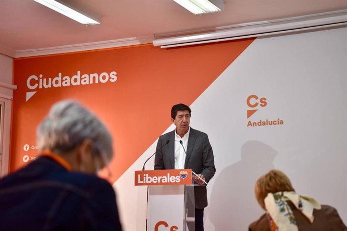 Imagen de este lunes de la rueda de prensa del vicepresidente de la Junta y coordinador de Cs en Andalucía, Juan Marín.