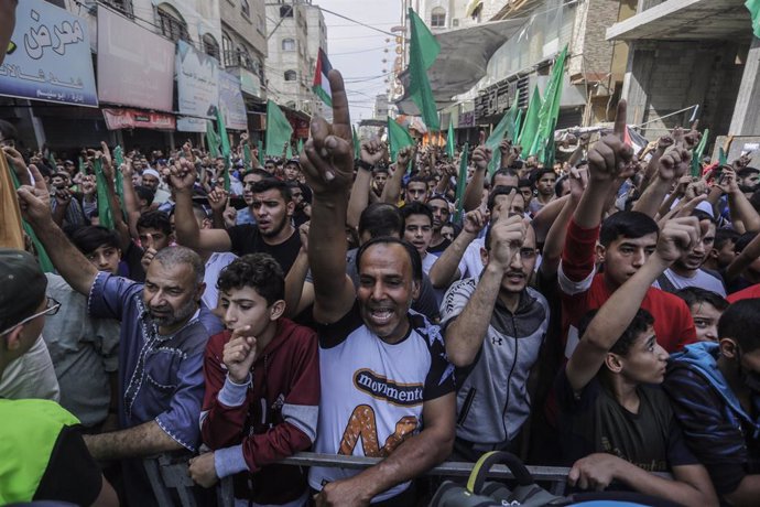 Manifestación en Gaza en apoyo de los seis presos palestinos en huelga de hambre