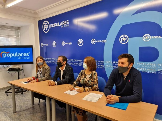 El PP Teruel ha urgido a la DGA a poner en marcha la unidad de radioterapia.