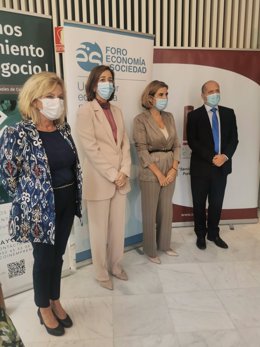 La consejera de Empleo, Formación y Trabajo Autónomo, Rocío Blanco, en Málaga en el Foro Economía y Sociedad