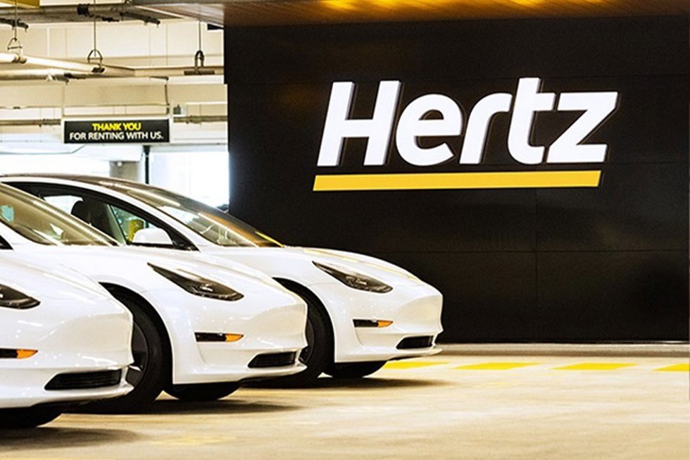 Hertz invierte en 100.000 Teslas
