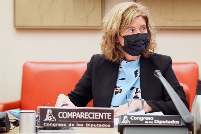 La secretaria de Estado de Hacienda, Inés Bardón, ante la Comisión de Presupuestos del Congreso