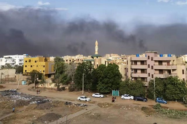 Panoràmica de Khartum durant el cop d'estat 