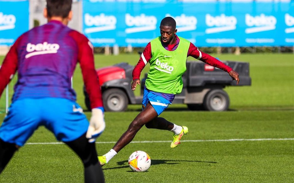 Ousmane Dembelé durante el entrenamiento con el FC Barcelona