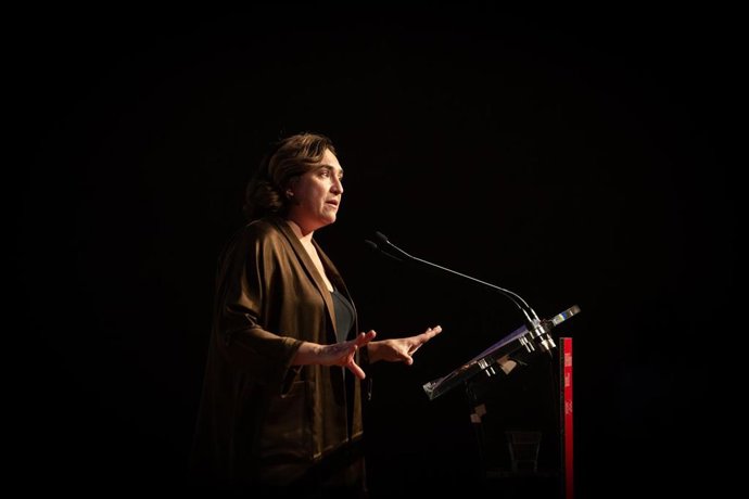 La alcaldesa de Barcelona, Ada Colau, en la clausura del VII Foro Global del Pacto de Políticas Alimentarias Urbanas de Milán, a 21 de octubre de 2021, en Barcelona, Catalunya (España). 