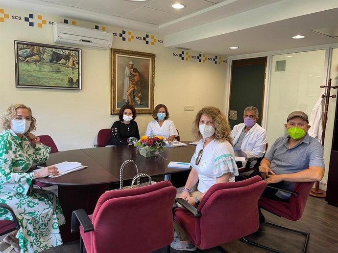 Reunión de la Gerencia de Servicios Sanitarios de La Palma y la Asociación de familias y personas con problemas de salud mental de La Palma