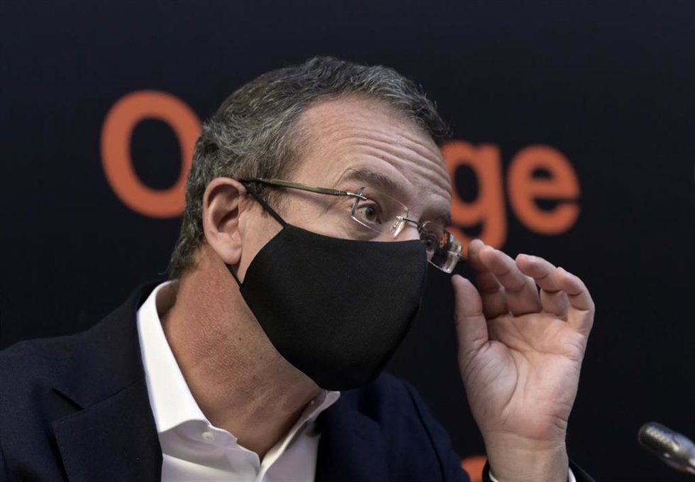 El consejero delegado de Orange España, Jean-Franois Fallacher, lidera la rueda de prensa del balance de los resultados de Orange España durante los primeros nueve meses de 2021, a 26 de octubre de 2021, en Madrid, (España).