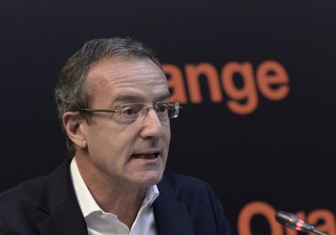 El consejero delegado de Orange España, Jean-Franois Fallacher, lidera la rueda de prensa del balance de los resultados de Orange España durante los primeros nueve meses de 2021, a 26 de octubre de 2021, en Madrid, (España). 