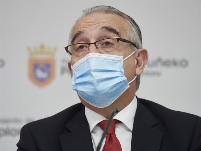 Archivo - El alcalde de Pamplona, Enrique Maya.