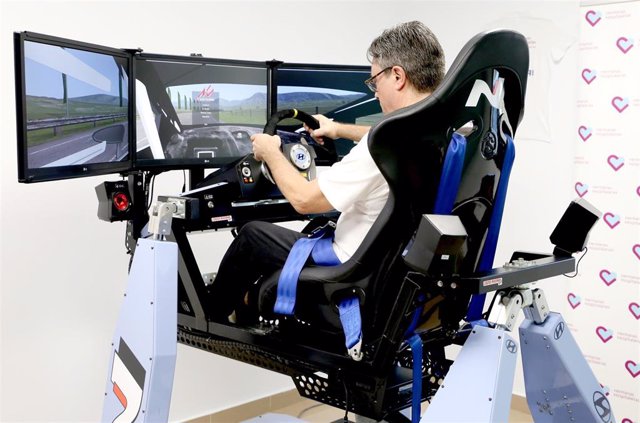 Archivo - Hospital Beata María Ana y Hyundai Motor presentan primer simulador de conducción en un hospital en España para rehabilitación pacientes con daño cerebral