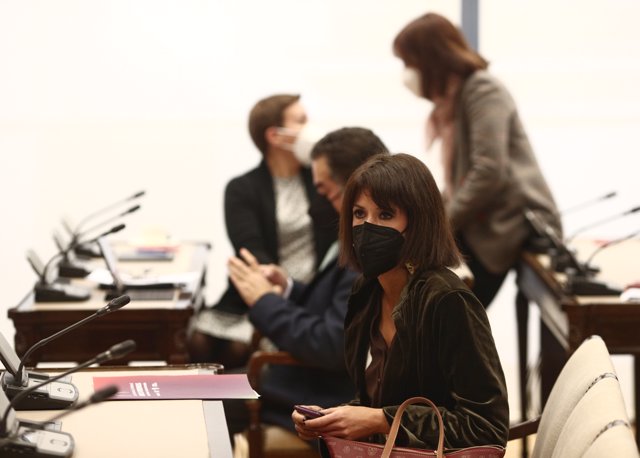 La secretaria general de Podemos Andalucía, Martina Velarde, durante una reunión de la Comisión de Justicia, en el Congreso, en Madrid (España), a 16 de febrero de 2021.