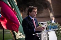 Almeida discrepa con la fiscal sobre menores en botellones y recuerda que la Ley del Menor apela a poderes públicos