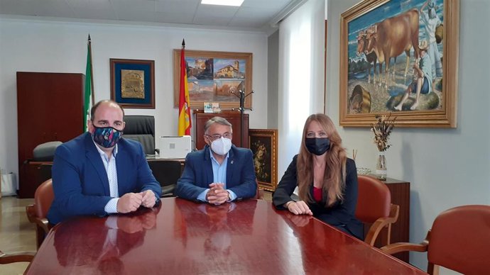 Reunión de la Junta y el Ayuntamiento de Atarfe