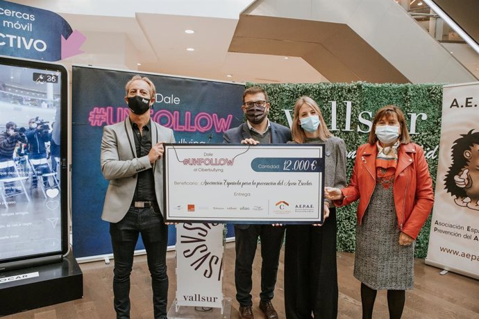 Campaña de visibilización y concienciación sobre el Cyberbullying `No lo hagas, no lo sigas, no lo compartas