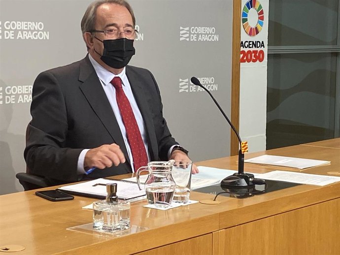 El consejero de Hacienda, Carlos Pérez Anadón.