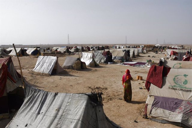Campo de desplazados afganos en Mazar e Sharif