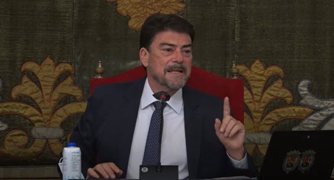 Barcala durante el debate del estado de la ciudad