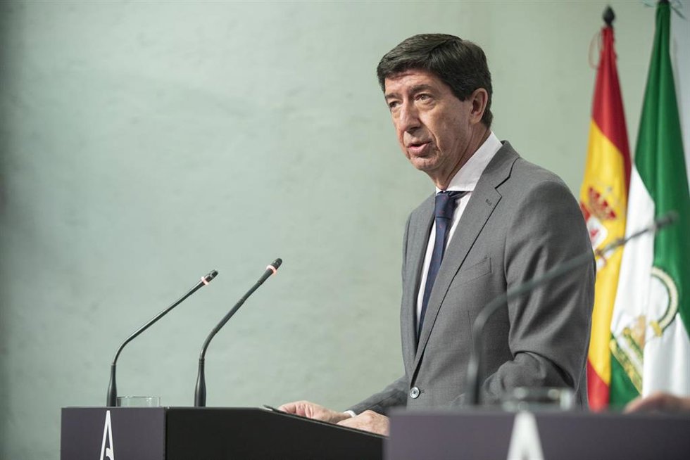 El vicepresidente de la Junta, Juan Marín, durante la rueda de prensa posterior a la reunión semanal del Consejo de Gobierno de la Junta de Andalucía. A 26 de octubre de 2021, en Sevilla (Andalucía, España).