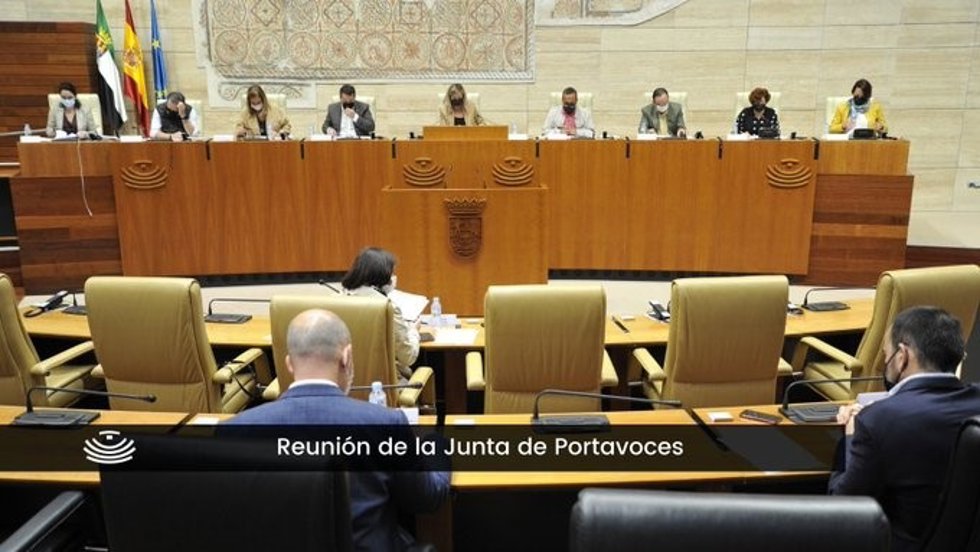 Reunión de la Junta de Portavoces para fijar el orden del día del pleno de la Asamblea del jueves día 28 de octubre