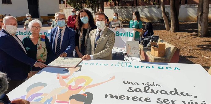 Acto en los centros sociales de Miraflores