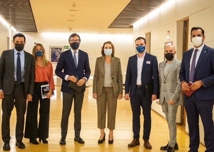 Reunión entre representantes del PP de Álava y diputados 'populares'