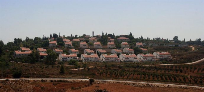 Archivo - Asentamiento israelí de Halamish, en Cisjordania.