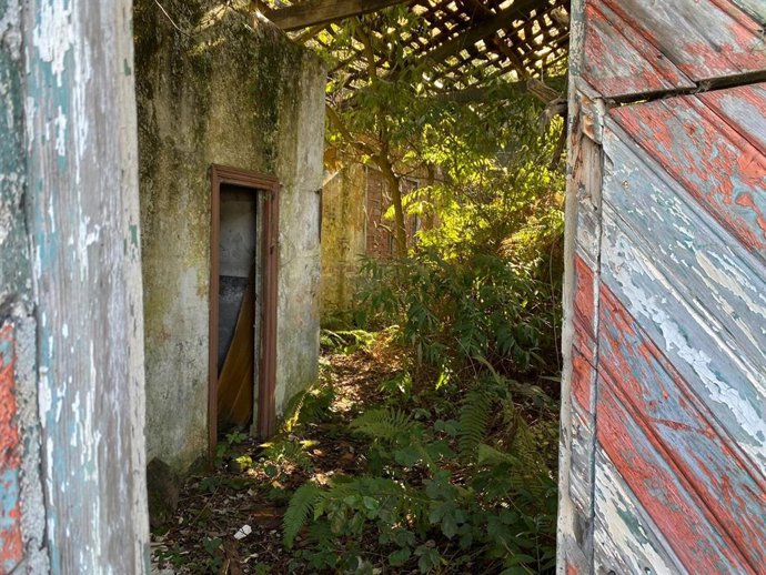 La Policía Nacional localiza con vida a un anciano desaparecido en Lada