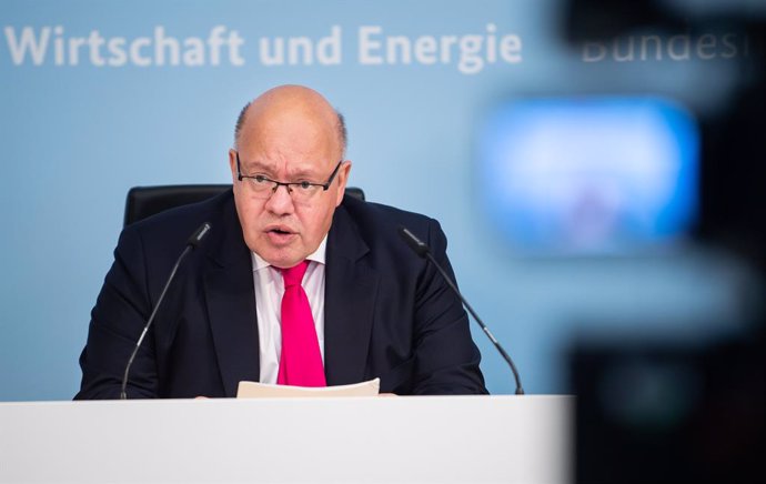 Archivo - FILED - 13 July 2021, Berlin: Peter Altmaier, German Minister for Economic Affairs and Energy, speaks at a press conference on current energy policy issues, including the revision of the 2030 electricity consumption analysis. Altmaier confirme