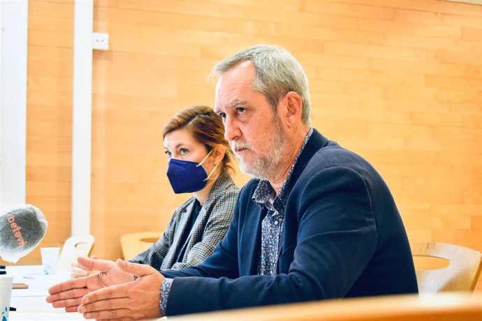 Los concejales de ERC en el Ayuntamiento de Barcelona, Jordi Coronas y Elisenda Alamany.