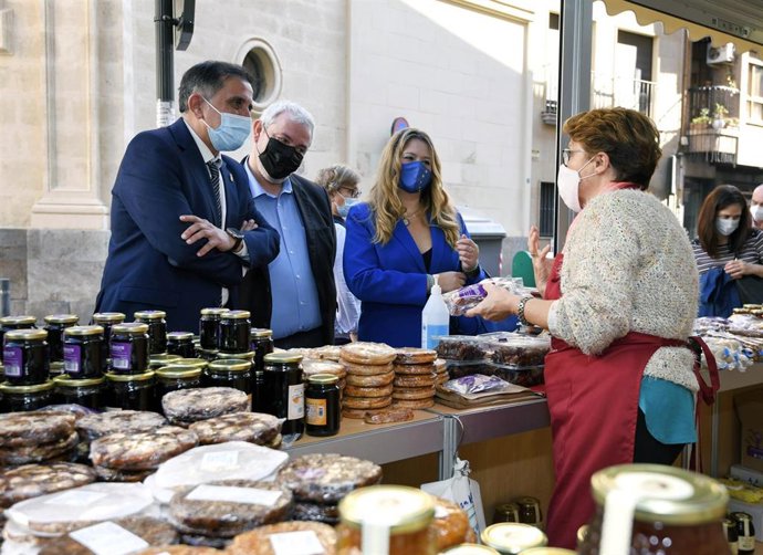 Imagen de la inauguración del Mercadillo