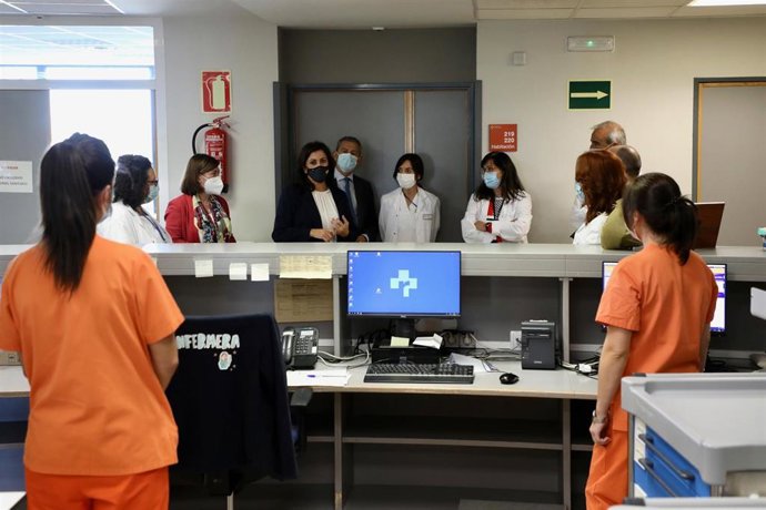 La presidenta de La Rioja, Concha Andreu,visita la FHC