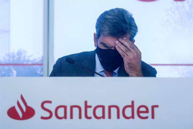 El consejero delegado del banco santader, José Antonio Álvarez Álvarez, durante la presentación de los resultados correspondientes al tercer trimestre de 2021 en la Ciudad Grupo Santander, a 27 de octubre de 2021, en Madrid, (España). 