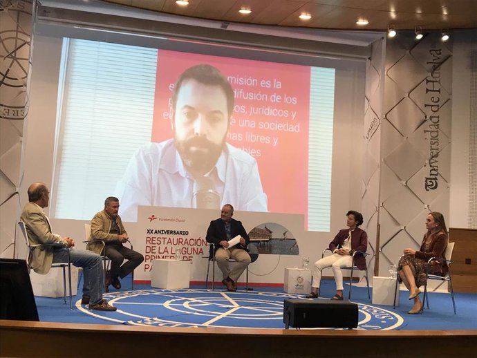 Mesa redonda organizada por la Fundación Cepsa bajo el título 'La protección ambiental ante la transición ecológica'.