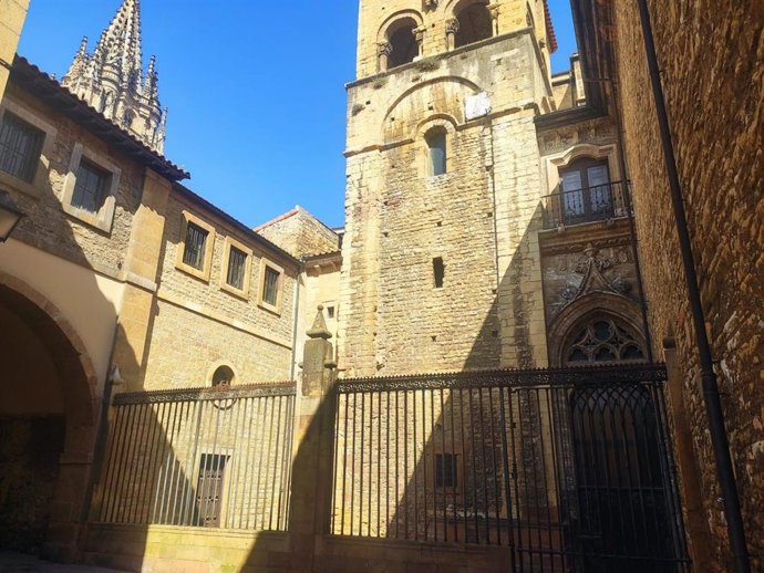 Archivo - Catedral de Oviedo