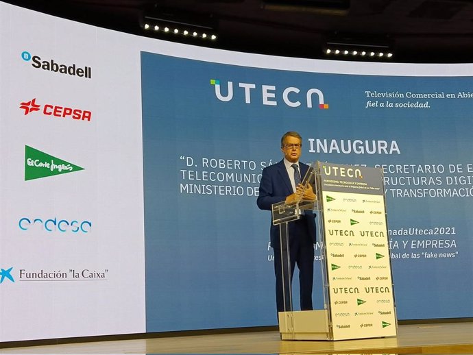 El secretario de Estado de Telecomunicaciones e Infraestructuras Digitales, Roberto Sánchez, interviene en la jornada anual de Uteca